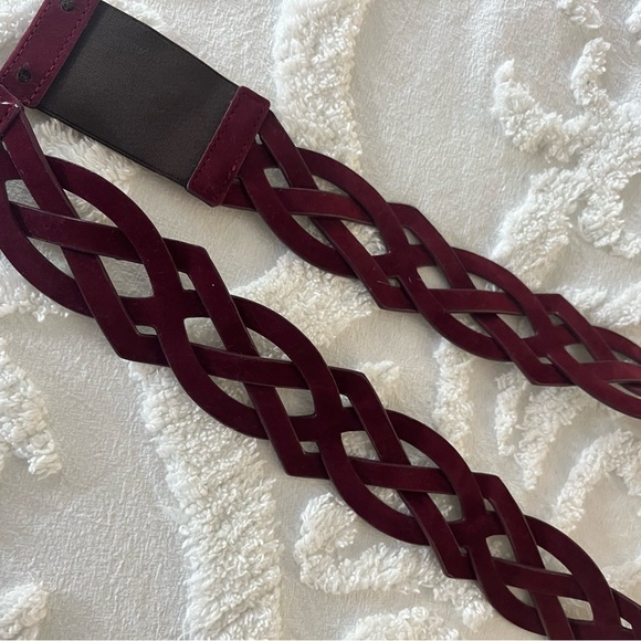 Merona Suede Cutout belt ASO Elena Gilbert on The Vampire Diaries - Picture 4 of 8